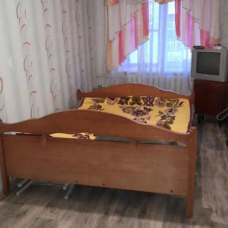 Two-Bedroom Apartment Pokrovskaya, 48 Izyum Extérieur photo